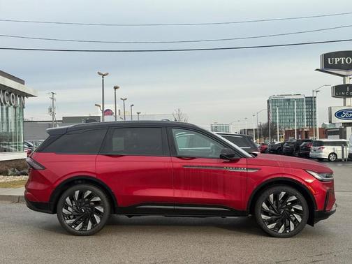 2026 Lincoln Nautilus Reserve