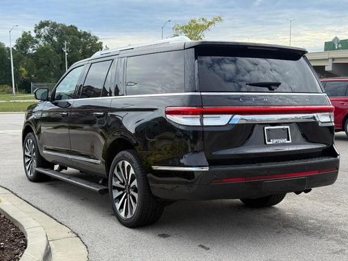 2022 Lincoln Navigator Reserve