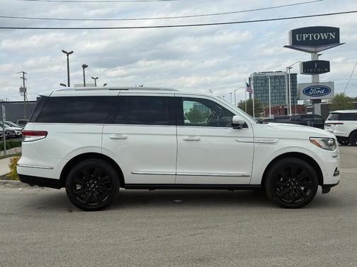 PRISTINE WHITE METALLIC 3C 2024 Lincoln Navigator Reserve