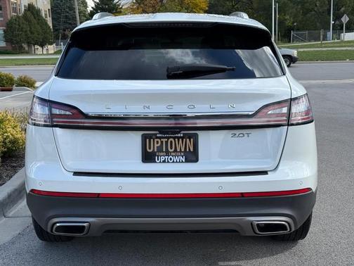 2020 Lincoln Nautilus Standard