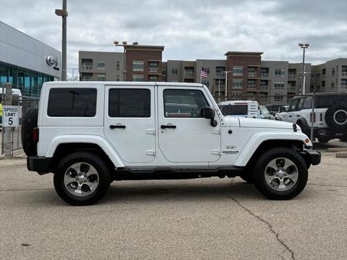 2017 Jeep Wrangler Unlimited Sahara