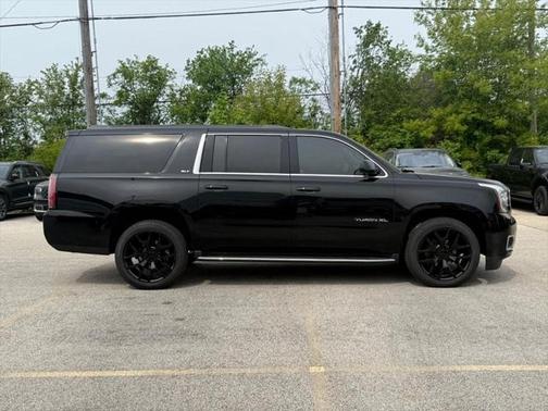 2017 GMC Yukon XL SLT