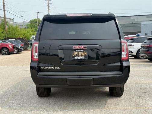2017 GMC Yukon XL SLT