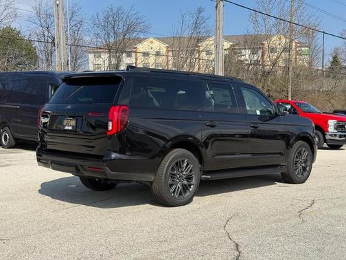 Agate Black Metallic 2026 Ford Expedition Max Platinum