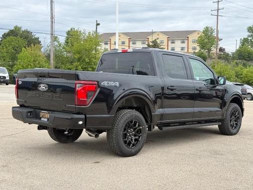 AGATE BLACK METALLIC 2026 Ford F-150 XLT