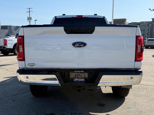OXFORD WHITE 2022 Ford F-150 XLT