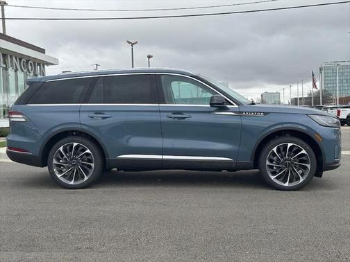 2025 Lincoln Aviator Reserve AWD