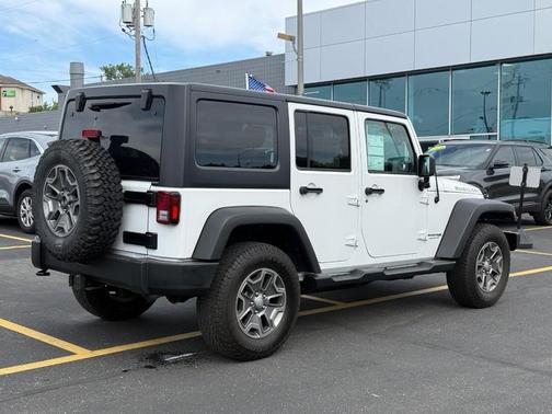 Bright White Clearcoat 2018 Jeep Wrangler JK Unlimited Rubicon