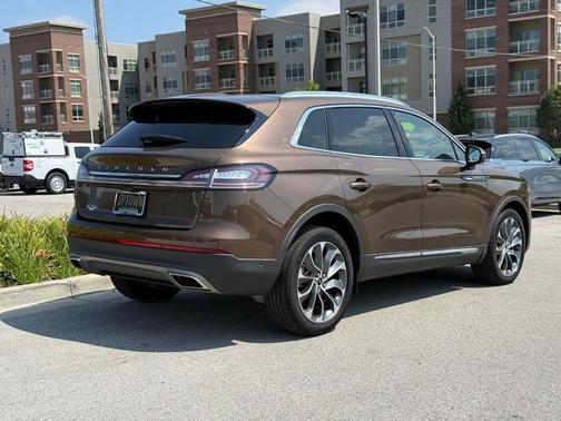 2022 Lincoln Nautilus Reserve