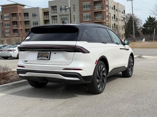 2025 Lincoln Nautilus Reserve