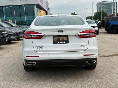 2020 Ford Fusion SE