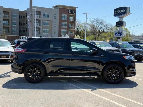 2022 Ford Edge ST Line