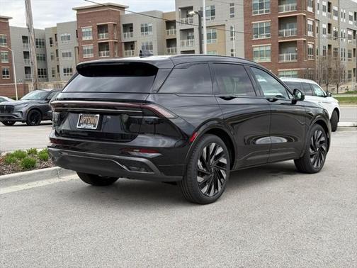 2025 Lincoln Nautilus Reserve