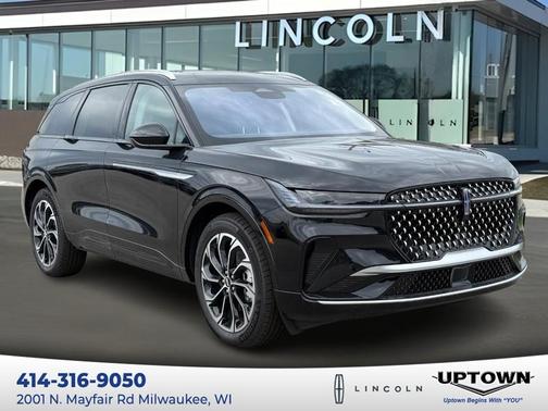 Infinite Black Metallic Clearcoat 2026 Lincoln Nautilus Reserve