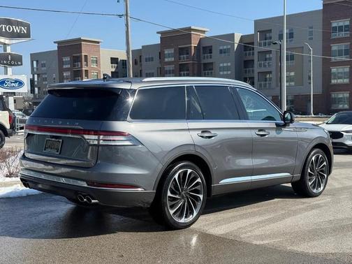 2023 Lincoln Aviator Reserve AWD