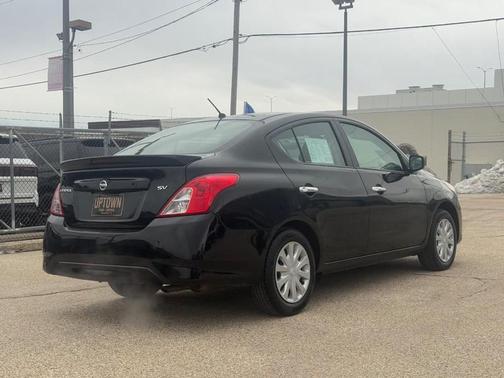 2019 Nissan Versa 1.6 SV