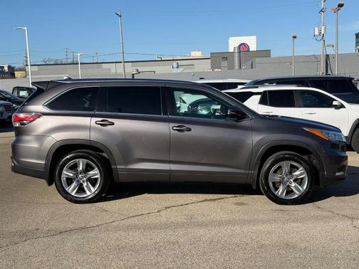 2016 Toyota Highlander Limited
