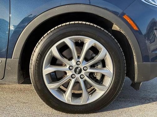 2015 Lincoln MKC Base