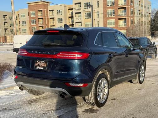 2015 Lincoln MKC Base