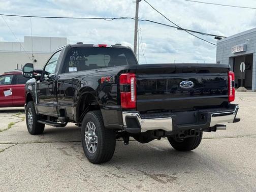 2025 Ford F-350 XLT