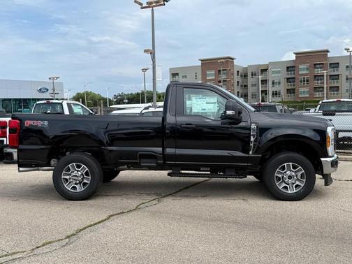 2025 Ford F-350 XLT