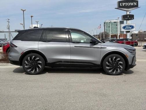 2025 Lincoln Nautilus Reserve