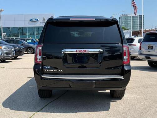 2016 GMC Yukon XL Denali