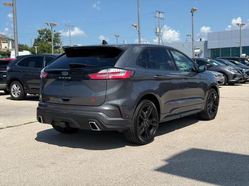 2021 Ford Edge ST