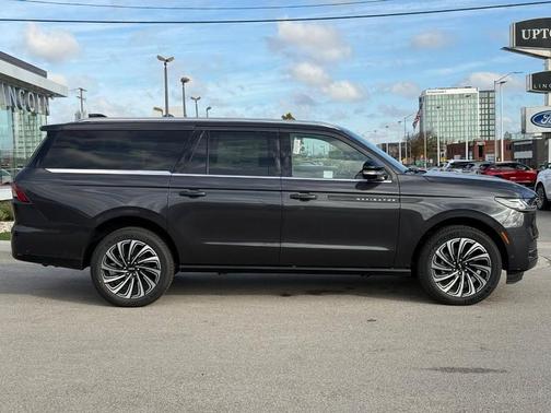 2025 Lincoln Navigator Black Label