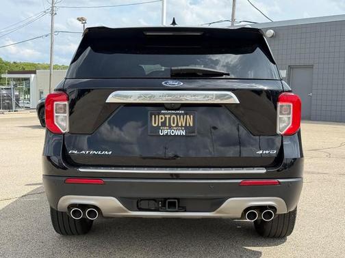 AGATE BLACK METALLIC 2023 Ford Explorer Platinum