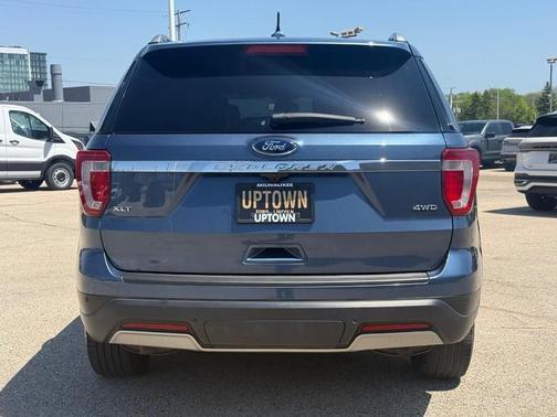 BLUE METALLIC 2019 Ford Explorer XLT