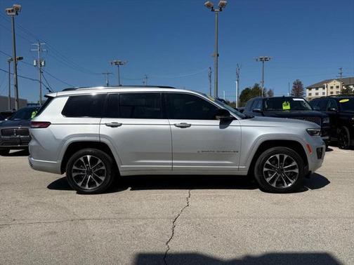 2022 Jeep Grand Cherokee L Overland
