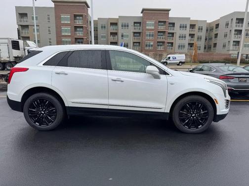 2017 Cadillac XT5 Premium Luxury