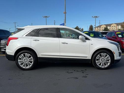2017 Cadillac XT5 Premium Luxury