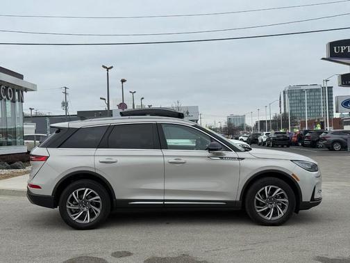 2024 Lincoln Corsair Premiere