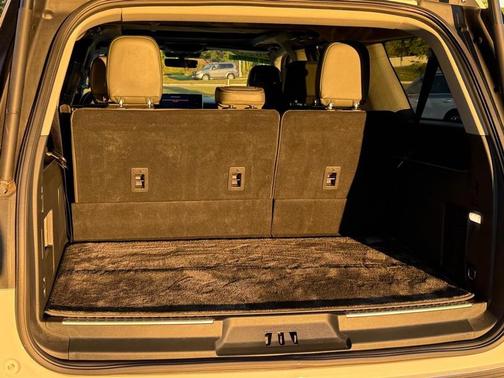 2023 Lincoln Navigator Black Label