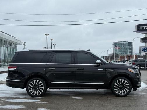 2023 Lincoln Navigator Black Label
