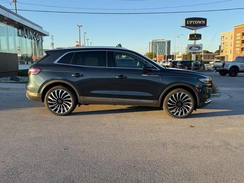 2023 Lincoln Nautilus Black Label