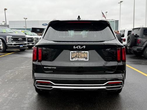 2023 Kia Sorento S