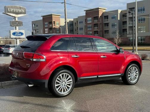 2013 Lincoln MKX Base