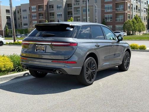 2025 Lincoln Corsair Premiere