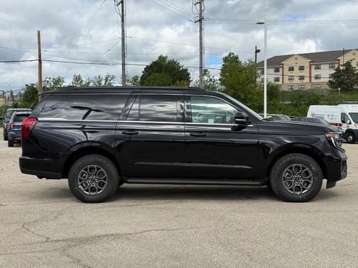 AGATE BLACK METALLIC 2026 Ford Expedition Max Active 4x4