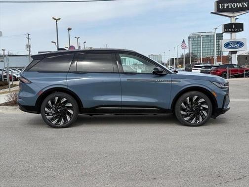 2025 Lincoln Nautilus Reserve