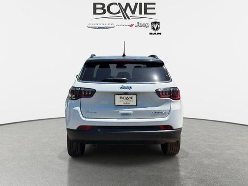 Bright White Clearcoat 2026 Jeep Compass Limited