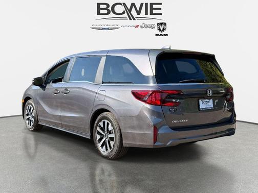 Solar Silver Metallic 2025 Honda Odyssey EX-L