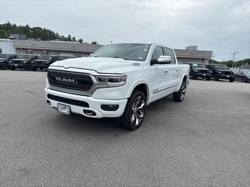 2022 RAM 1500 Limited Crew Cab 4x4 57' Box
