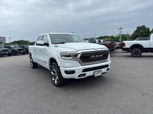 2022 RAM 1500 Limited Crew Cab 4x4 57' Box