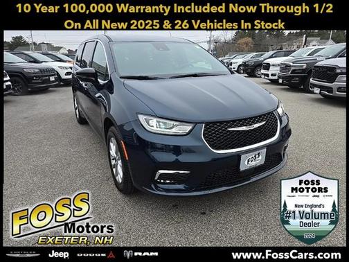 2025 Chrysler Pacifica Select