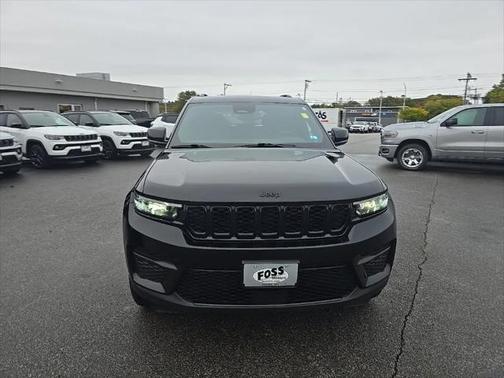 2023 Jeep Grand Cherokee Altitude 4x4