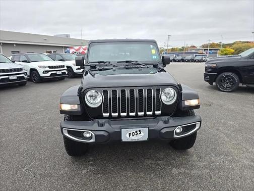 2022 Jeep Gladiator Overland 4x4